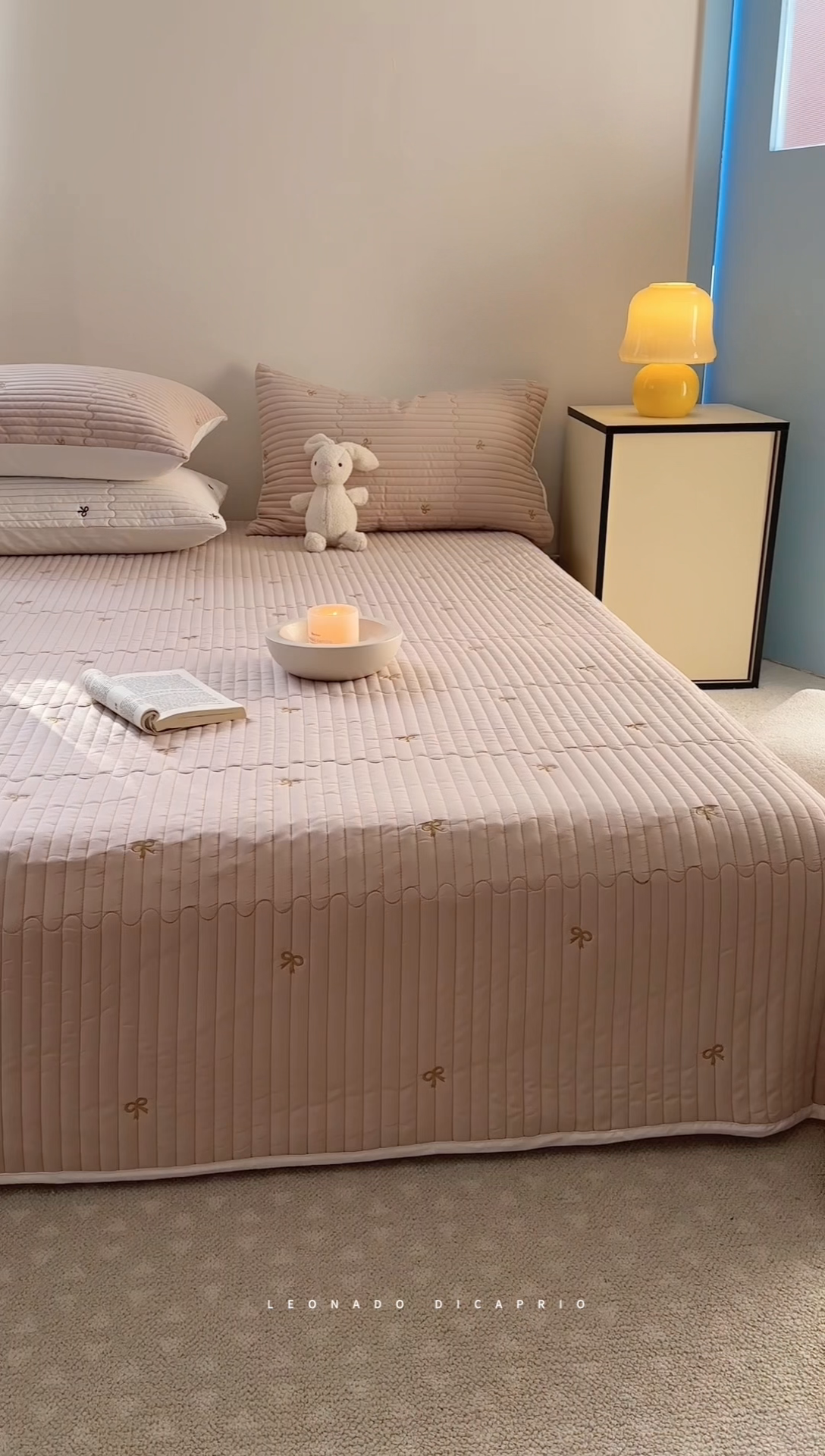 91家纺网 家纺一手货源 找家纺 优悦生活馆 2025新款亲肤舒适水洗棉夹棉床盖 幻蝶-卡其