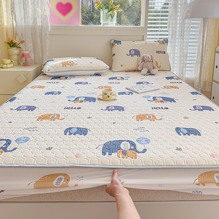 91家纺网 家纺一手货源 找家纺 小萌虎 2025新款凉感丝胶质凉席床笠款 富贵象