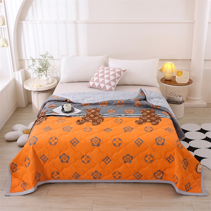 91家纺网 家纺一手货源 找家纺 爱派  2025新款直播爆款印花水洗棉夏被夏凉被空调被被子被芯 潮牌熊