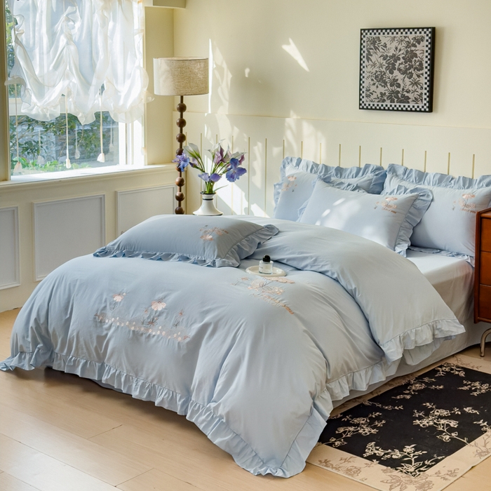 91家纺网 家纺一手货源 找家纺 U品汇 A类全棉色织水洗棉刺绣花四件套纯棉100%棉韩版公主风立体花朵 春野浪漫-星空蓝