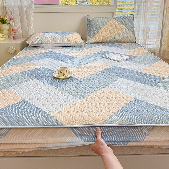 91家纺网 家纺一手货源 找家纺 小萌虎 2025新款凉感丝胶质凉席床笠款 幸运条纹