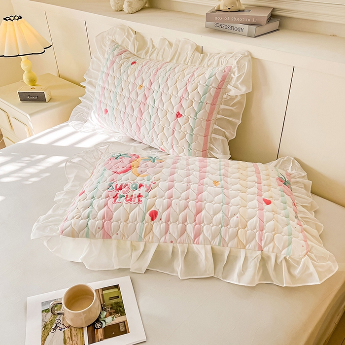 91家纺网 家纺一手货源 找家纺 眠势力2025新款韩版花边枕套公主风ins枕头套 糖果草莓