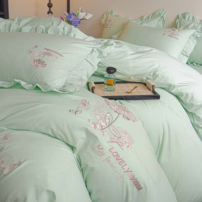 91家纺网 家纺一手货源 找家纺 U品汇 A类全棉色织水洗棉刺绣花四件套纯棉100%棉韩版公主风立体花朵 春野浪漫-清水绿