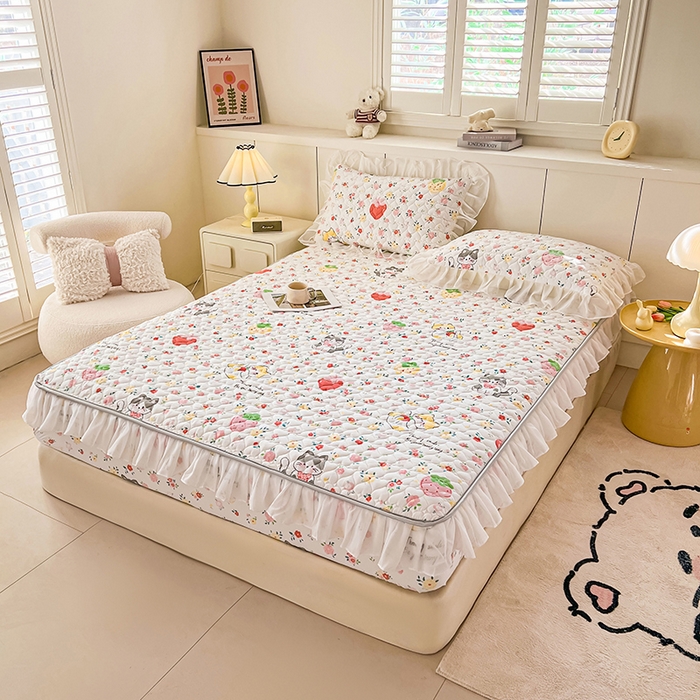 91家纺网 家纺一手货源 找家纺 眠势力 2025新款韩版花边床笠雪纺公主风ins夹棉四季款床罩保护套 喵喵宝贝