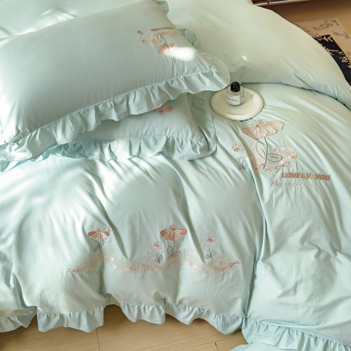 91家纺网 家纺一手货源 找家纺 U品汇 A类全棉色织水洗棉刺绣花四件套纯棉100%棉韩版公主风立体花朵 春野浪漫-青翠绿