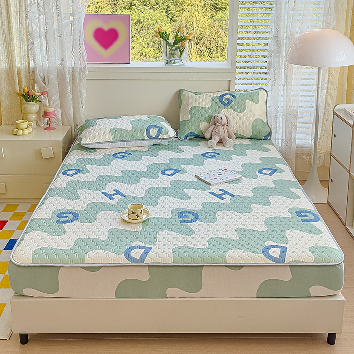 91家纺网 家纺一手货源 找家纺 小萌虎 2025新款凉感丝胶质凉席床笠款 波浪字母