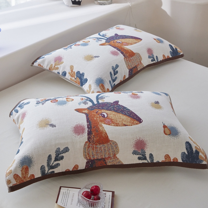 91家纺网 家纺一手货源 找家纺 爱港家纺 2025新款全棉纱布-萌宠治愈系列枕巾 萌宠鹿52*75cm