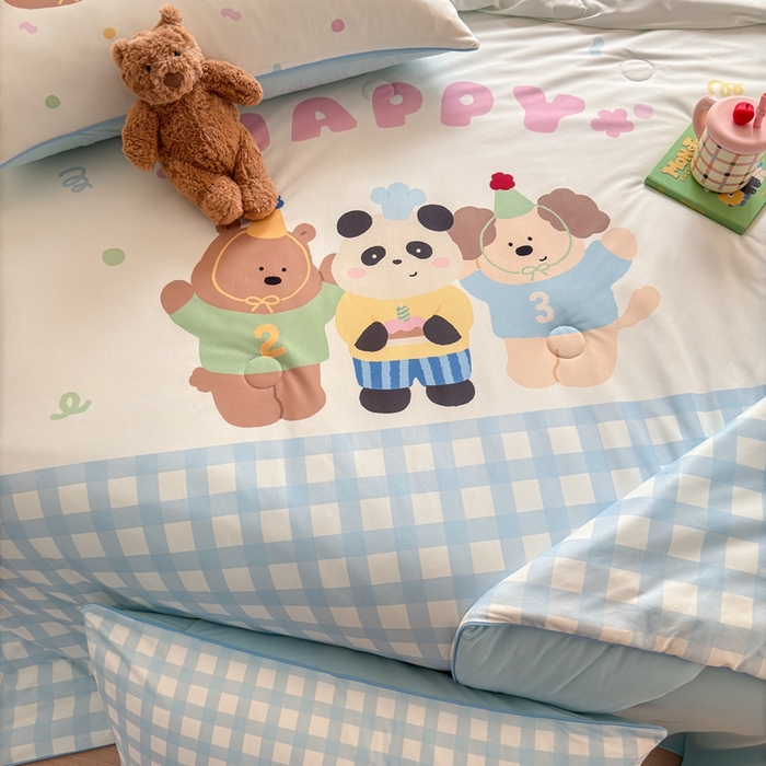 91家纺网 家纺一手货源 找家纺 星期八 2025新款针织棉夏被四件套 快乐伙伴