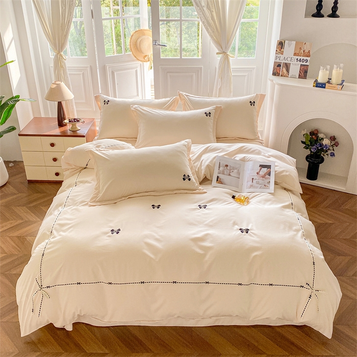 91家纺网 家纺一手货源 找家纺 庭笙 2025新款小香风满版刺绣蝴蝶小清新四件套—黑巧可可 米杏