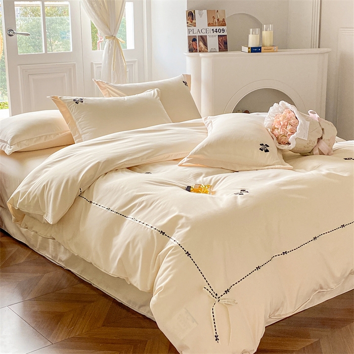 91家纺网 家纺一手货源 找家纺 庭笙 2025新款小香风满版刺绣蝴蝶小清新四件套—黑巧可可 米杏