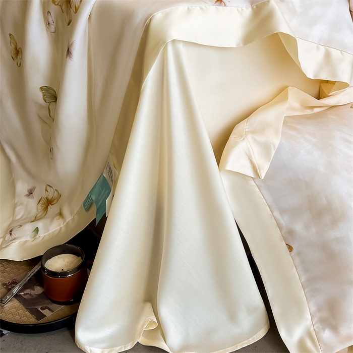 91家纺网 家纺一手货源 找家纺 朵希曼2025新款50天丝宽边夏被和夏被四件套系列 蝶舞