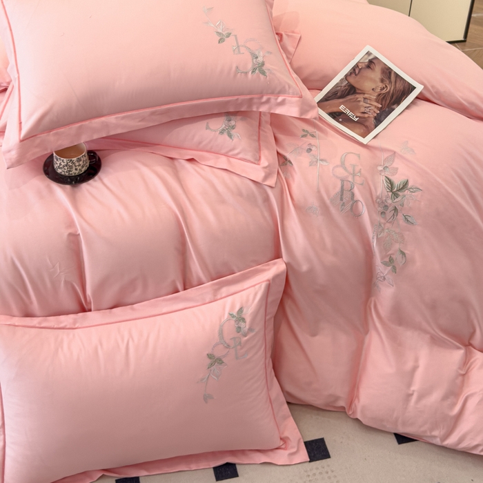 91家纺网 家纺一手货源 找家纺 U品汇 2025新款纯棉全棉长绒棉刺绣绣花高端礼盒四件套-夏瑾系列 夏瑾-糖果粉