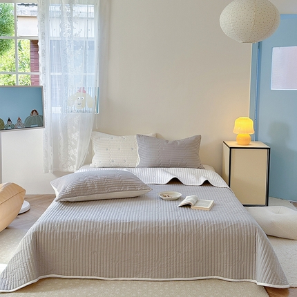 91家纺网 家纺一手货源 找家纺 （总）优悦生活馆 2025新款亲肤舒适水洗棉夹棉床盖