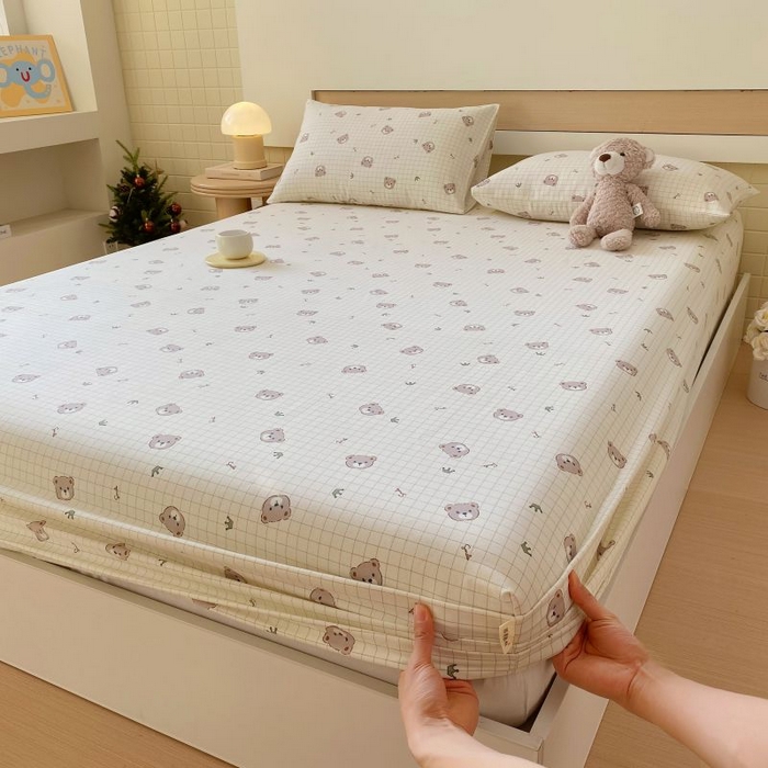91家纺网 家纺一手货源 找家纺 ME/ERA HOME寐时代 2025新款全棉老粗布床笠款三件套 全棉卡通-皇冠小熊
