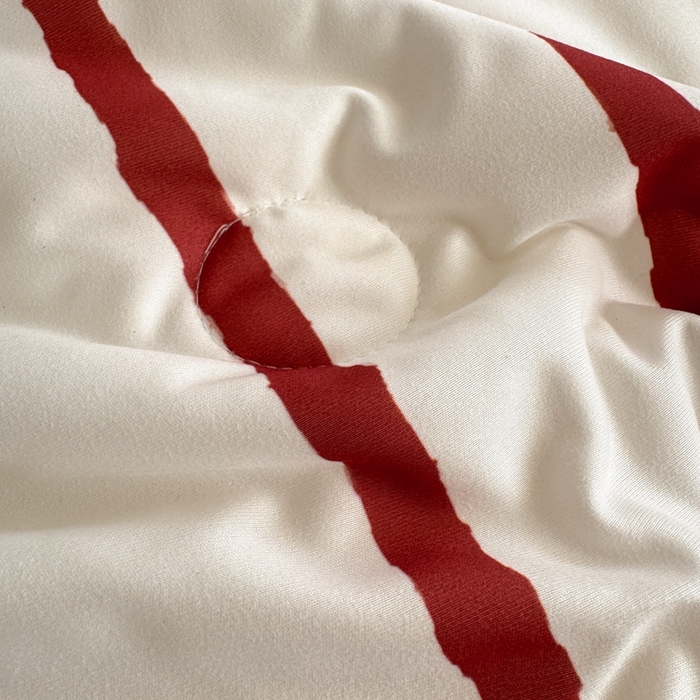 91家纺网 家纺一手货源 找家纺 星期八 2025新款针织棉夏被四件套 萌猫小屋