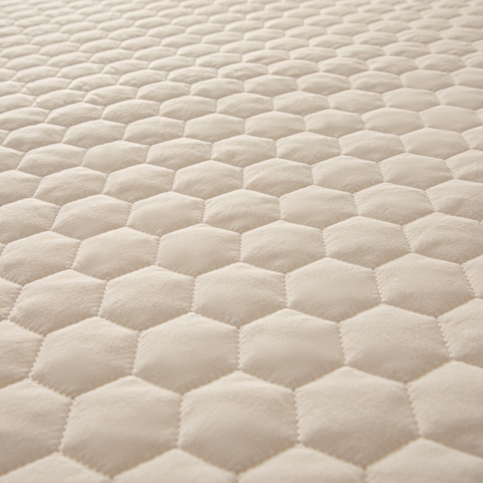 91家纺网 家纺一手货源 找家纺 优悦生活馆 2025新款亲肤水洗棉夹棉防水床笠 方格-白