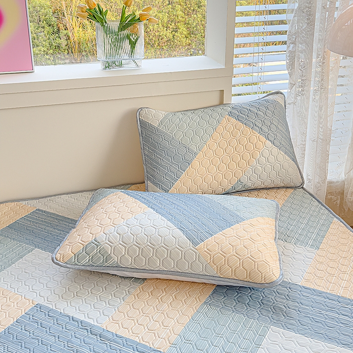 91家纺网 家纺一手货源 找家纺 小萌虎 2025新款凉感丝胶质凉席床笠款 幸运条纹