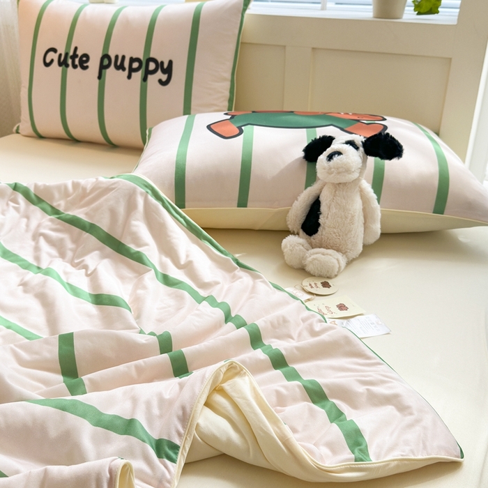 91家纺网 家纺一手货源 找家纺 星期八 2025新款针织棉夏被四件套 番茄狗