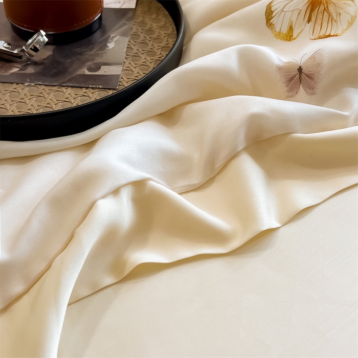 91家纺网 家纺一手货源 找家纺 朵希曼2025新款50天丝宽边夏被和夏被四件套系列 蝶舞