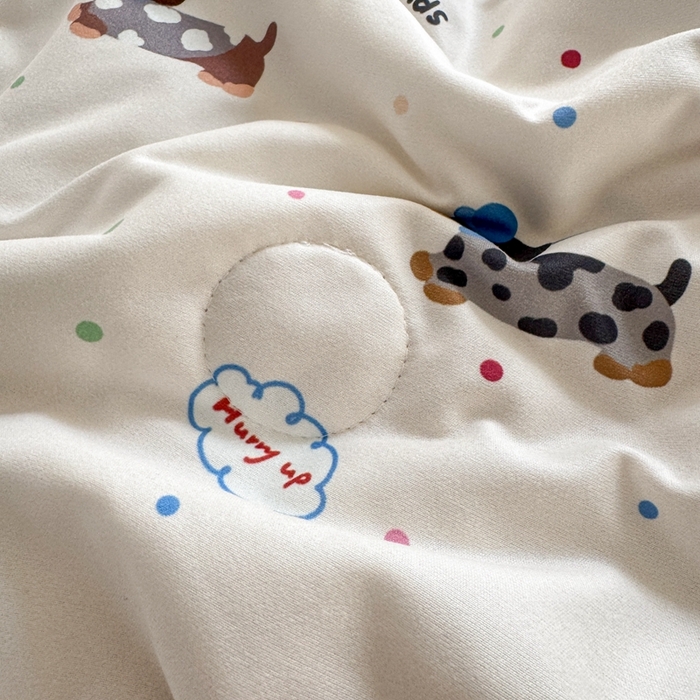 91家纺网 家纺一手货源 找家纺 星期八 2025新款针织棉夏被四件套 汪汪队