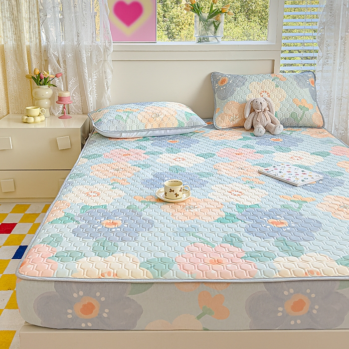 91家纺网 家纺一手货源 找家纺 小萌虎 2025新款凉感丝胶质凉席床笠款 花海