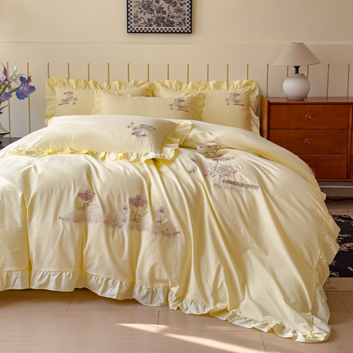 91家纺网 家纺一手货源 找家纺 U品汇 A类全棉色织水洗棉刺绣花四件套纯棉100%棉韩版公主风立体花朵 春野浪漫-柠檬黄