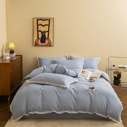 91家纺网 家纺一手货源 找家纺 （总）庭笙 2025新款无印.色织条纹少女韩式小花边简约条纹四件套