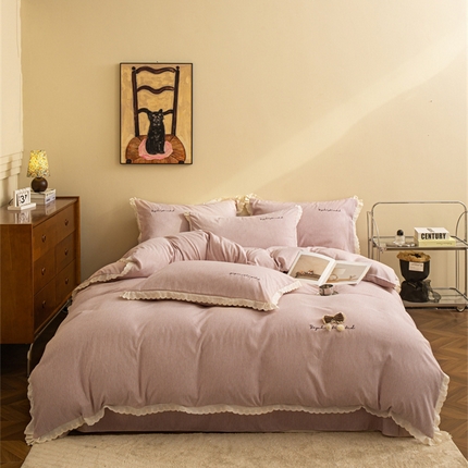 91家纺网 家纺一手货源 找家纺 （总）庭笙 2025新款无印.色织条纹少女韩式小花边简约条纹四件套