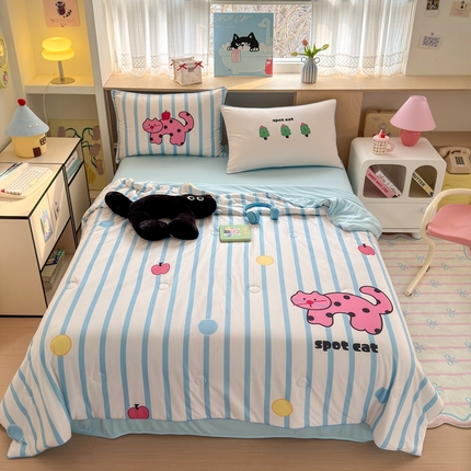 星期八 2025新款针织棉夏被四件套 波点小猫