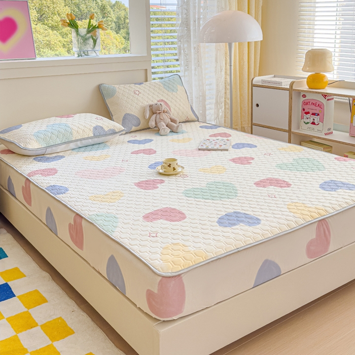 91家纺网 家纺一手货源 找家纺 小萌虎 2025新款凉感丝胶质凉席床笠款 爱心