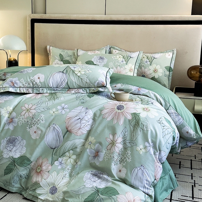 91家纺网 家纺一手货源 找家纺 眷恋家纺 2025年春夏全棉铂金棉13376数码印花四件套 满蕊花溪-绿