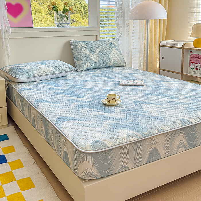 91家纺网 家纺一手货源 找家纺 小萌虎 2025新款凉感丝胶质凉席床笠款 水纹