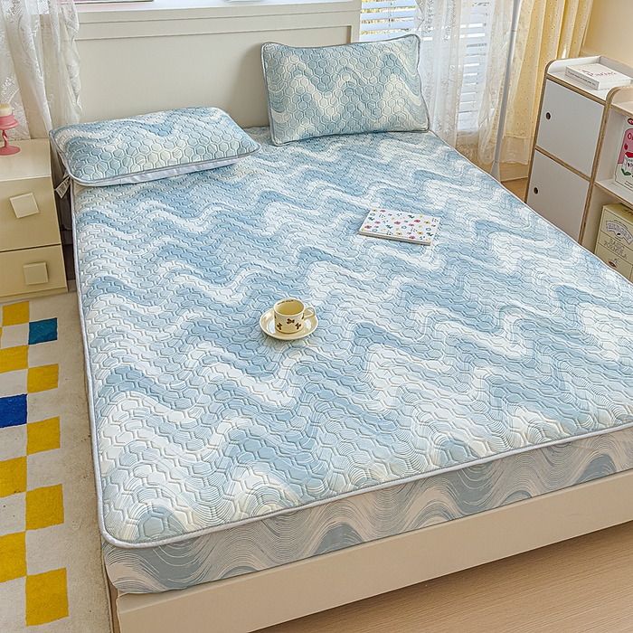 91家纺网 家纺一手货源 找家纺 小萌虎 2025新款凉感丝胶质凉席床笠款 水纹