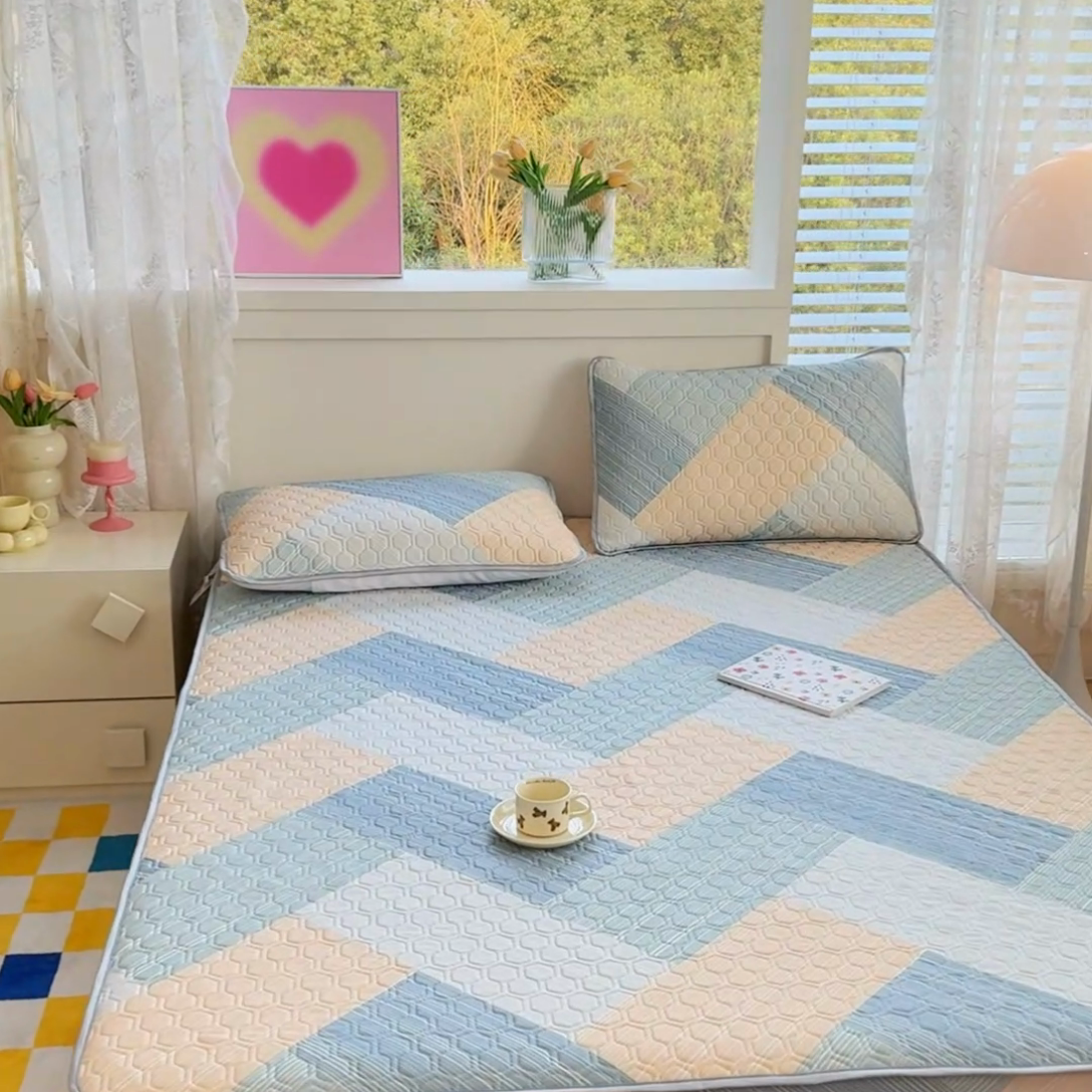 91家纺网 家纺一手货源 找家纺 小萌虎 2025新款凉感丝胶质凉席床笠款 幸运条纹