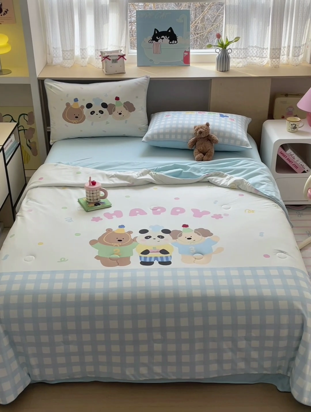 91家纺网 家纺一手货源 找家纺 星期八 2025新款针织棉夏被四件套 快乐伙伴