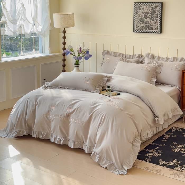 91家纺网 家纺一手货源 找家纺 U品汇 A类全棉色织水洗棉刺绣花四件套纯棉100%棉韩版公主风立体花朵 春野浪漫-时尚灰