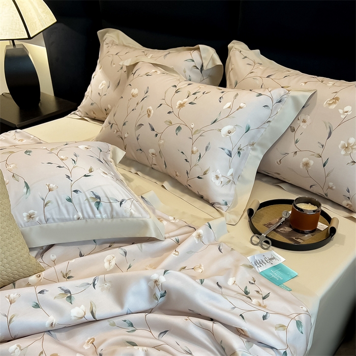 91家纺网 家纺一手货源 找家纺 朵希曼2025新款50天丝宽边夏被和夏被四件套系列 姜茉