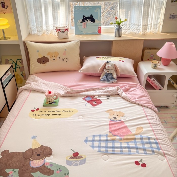 91家纺网 家纺一手货源 找家纺 星期八 2025新款针织棉夏被四件套 油画小狗