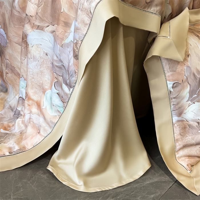 91家纺网 家纺一手货源 找家纺 朵希曼2025新款60支天丝镂空印花夏被和夏被四件套系列 微风记忆