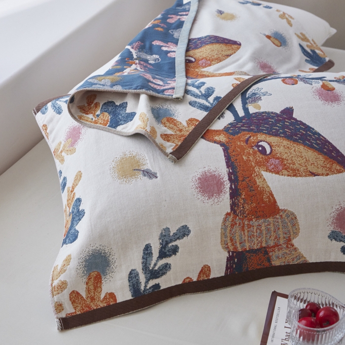 91家纺网 家纺一手货源 找家纺 爱港家纺 2025新款全棉纱布-萌宠治愈系列枕巾 萌宠鹿52*75cm