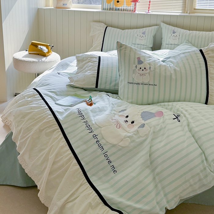 91家纺网 家纺一手货源 找家纺 优悦生活馆 2025新款全棉纯棉水洗棉印花四件套-牛奶小狗 牛奶小狗-绿