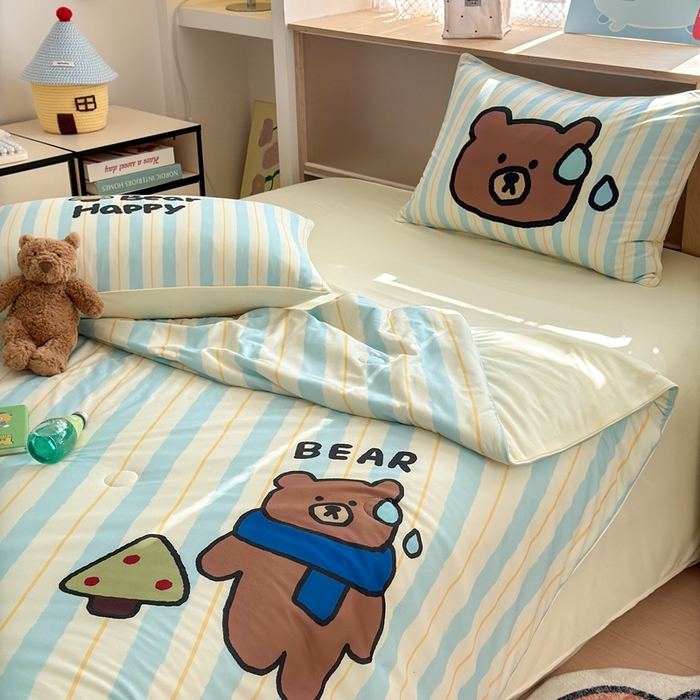 91家纺网 家纺一手货源 找家纺 星期八 2025新款针织棉夏被四件套 呆呆熊