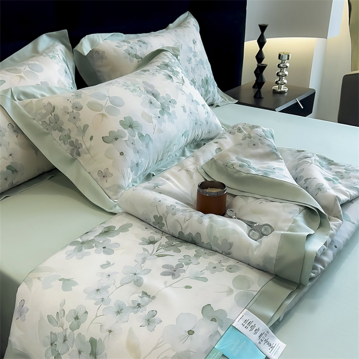 91家纺网 家纺一手货源 找家纺 朵希曼2025新款50天丝宽边夏被和夏被四件套系列 春熙花语 绿
