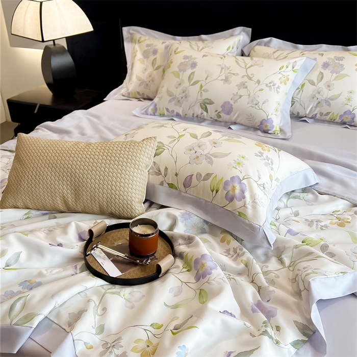 91家纺网 家纺一手货源 找家纺 朵希曼2025新款50天丝宽边夏被和夏被四件套系列 清风漫舞 米白