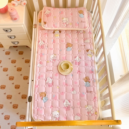 91家纺网 家纺一手货源 找家纺 （总）禧缘家纺（原梦想家） 2025新款A类儿童幼儿园学生宿舍绑带款夹棉床单全棉夹棉软垫 