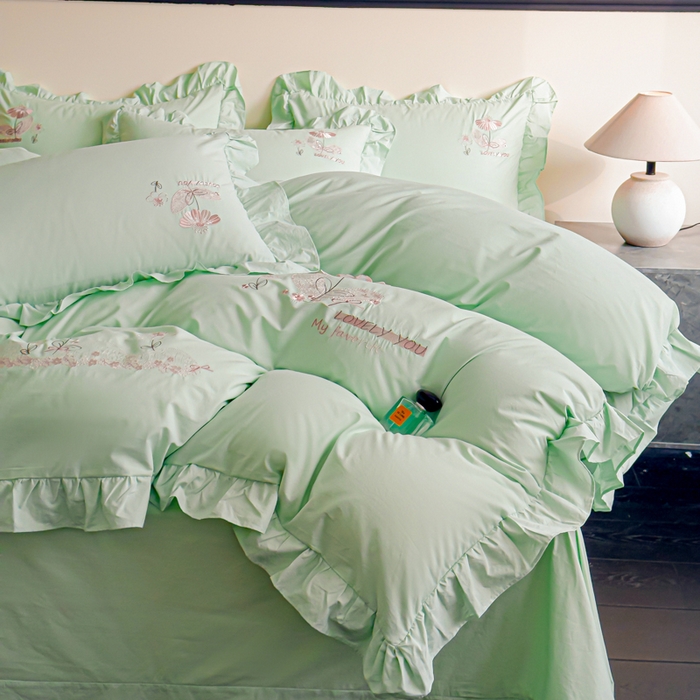 91家纺网 家纺一手货源 找家纺 U品汇 A类全棉色织水洗棉刺绣花四件套纯棉100%棉韩版公主风立体花朵 春野浪漫-清水绿