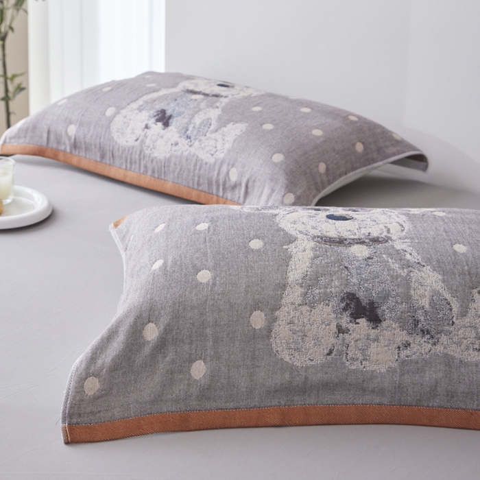 91家纺网 家纺一手货源 找家纺 爱港家纺 2025新款全棉纱布-萌宠治愈系列枕巾 朦胧狗52*75cm