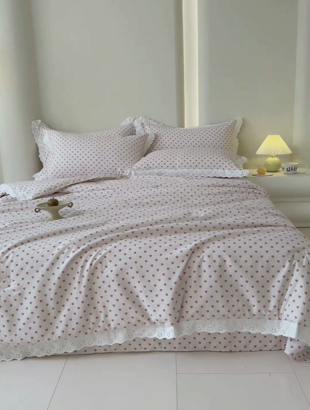 91家纺网 家纺一手货源 找家纺 绒世界 绒世界 2025新款双层纱韩版印花夏被四件套 甜心