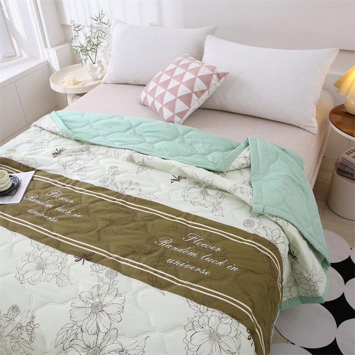 91家纺网 家纺一手货源 找家纺 爱派  2025新款直播爆款印花水洗棉夏被夏凉被空调被被子被芯 翩翩起舞