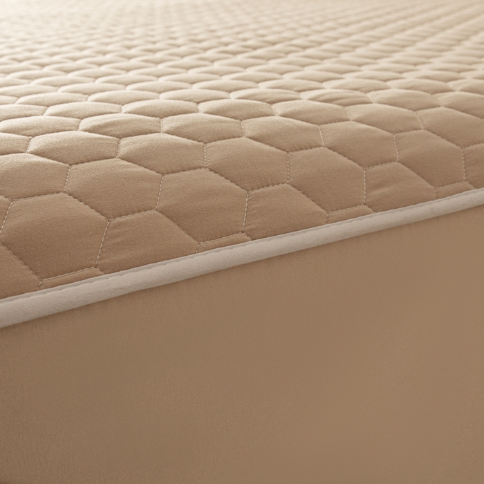 91家纺网 家纺一手货源 找家纺 优悦生活馆 2025新款亲肤水洗棉夹棉防水床笠 方格-卡其